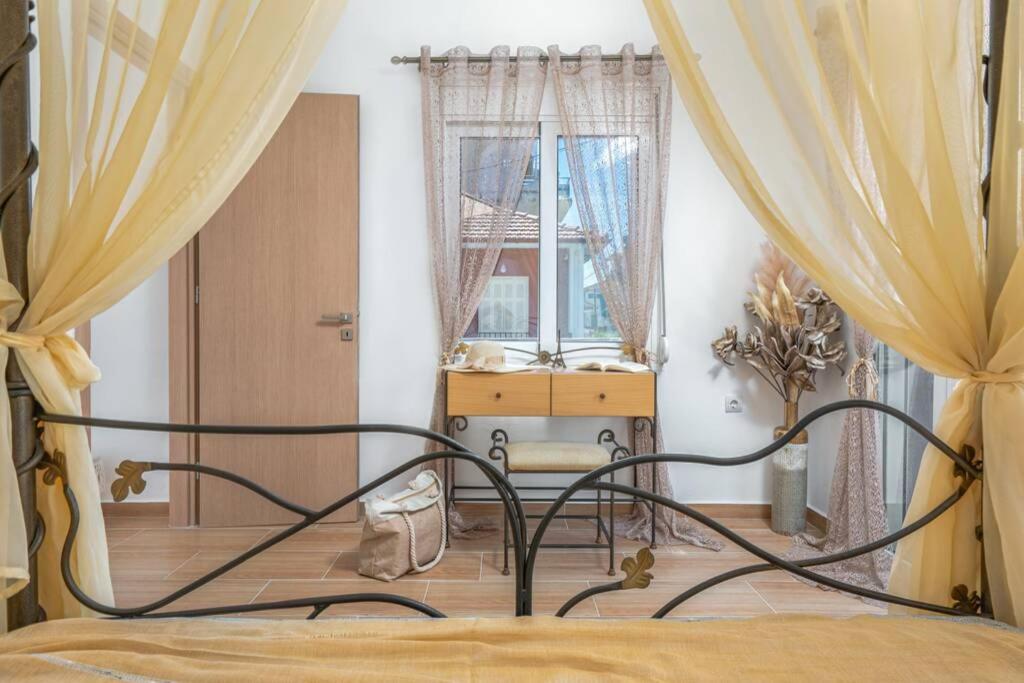 Dennis City Center Elegant Apartment Zante Extérieur photo