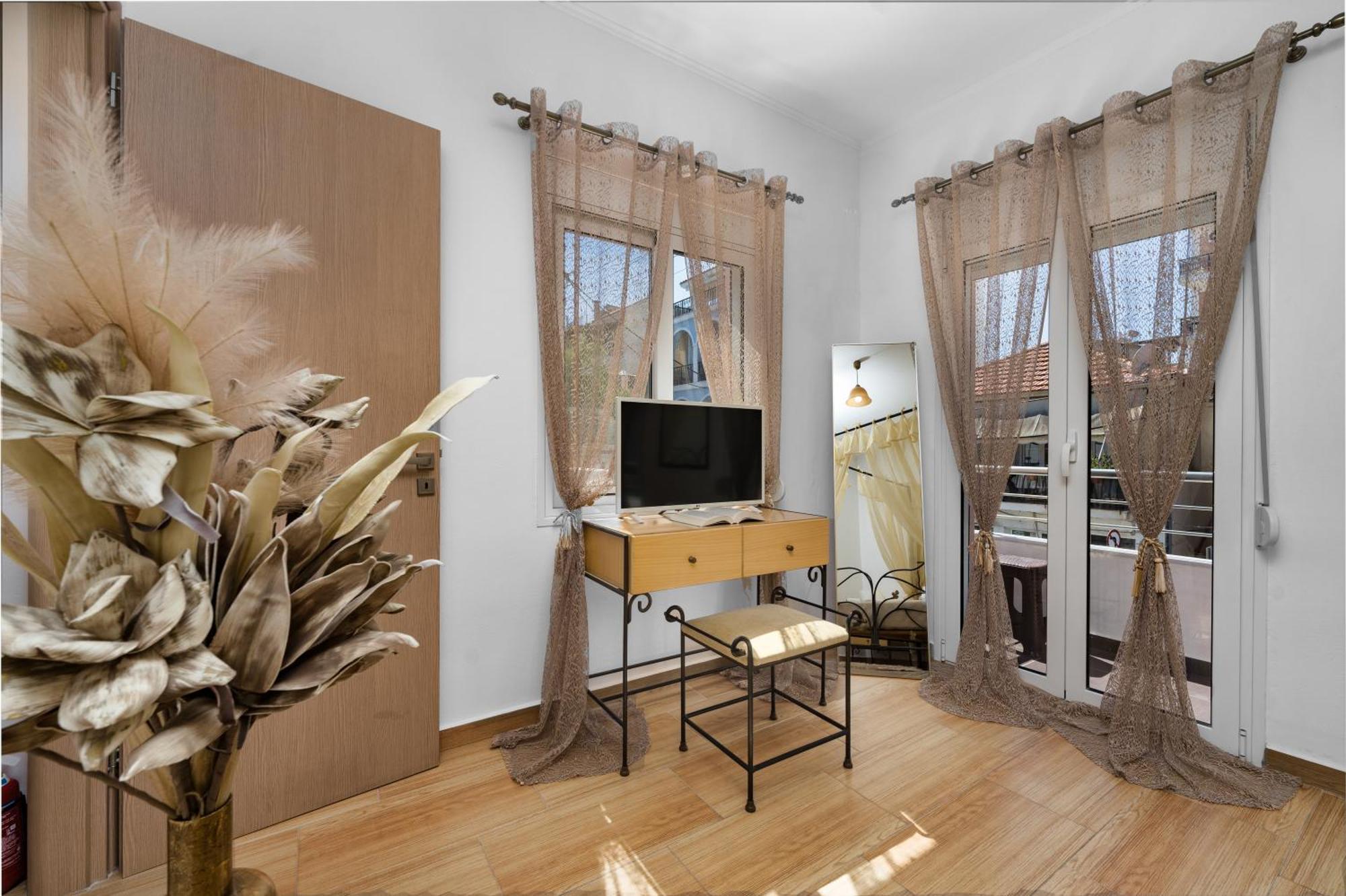 Dennis City Center Elegant Apartment Zante Extérieur photo